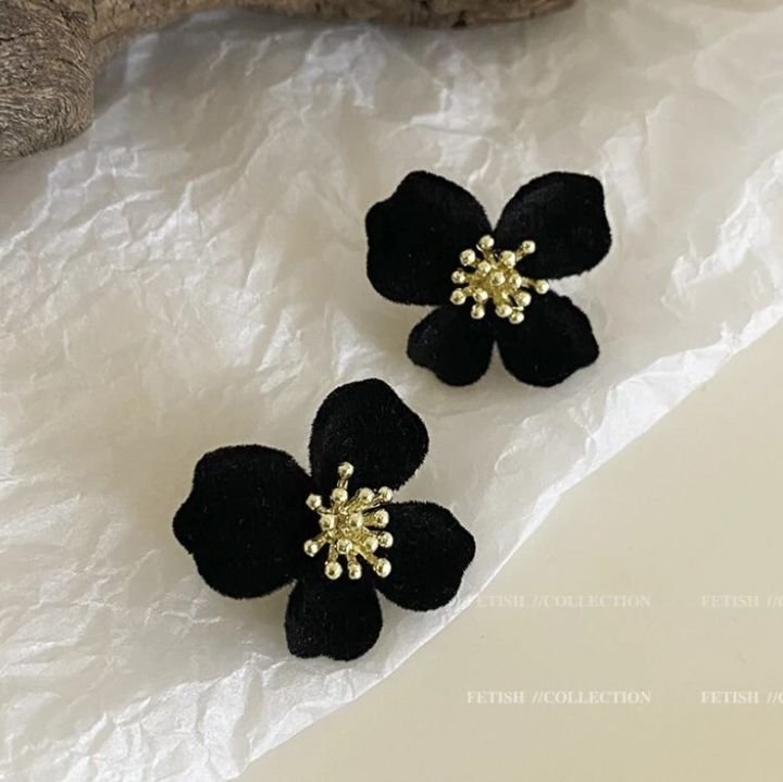 Korean Earring Black Flower