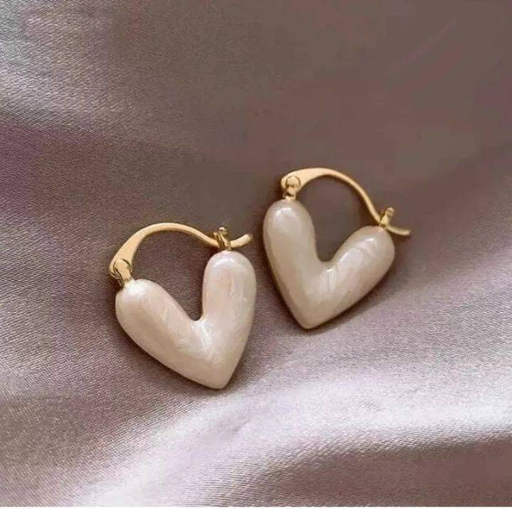Korean Earring White Heart